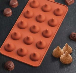 Форма для шоколада 15 ячеек 20,5х10,5х2 см (d 2,2см) "Трюфель" цвет шоколадный 2600582