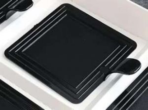 Подложка черная квадратная для пирожного 7,2*7,2 см