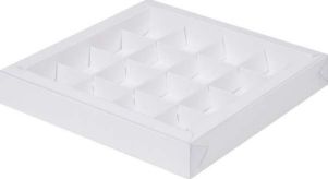 Коробка для конфет белая с окном 19*15*3 на 16 шт