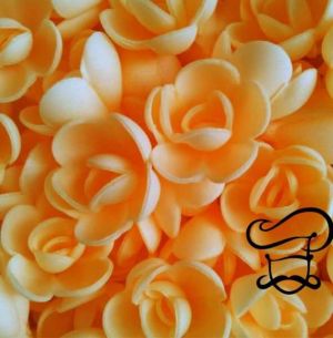 Вафельные цветы "Топ декор" Розы малые  Абрикосовые