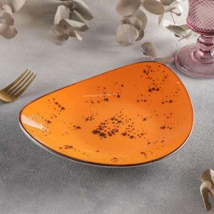 Блюдо треугольное "Созвездие" 22х18х3,5 см, цвет оранжевый